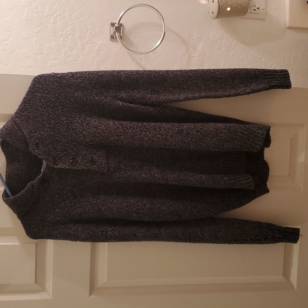Converse 1 star 3 button sweater